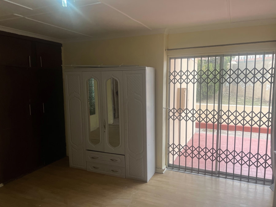 4 Bedroom Property for Sale in Northcrest Eastern Cape